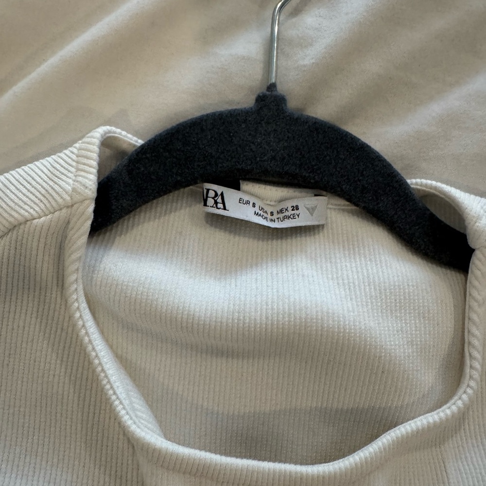 Zara top - Picture 3 of 4